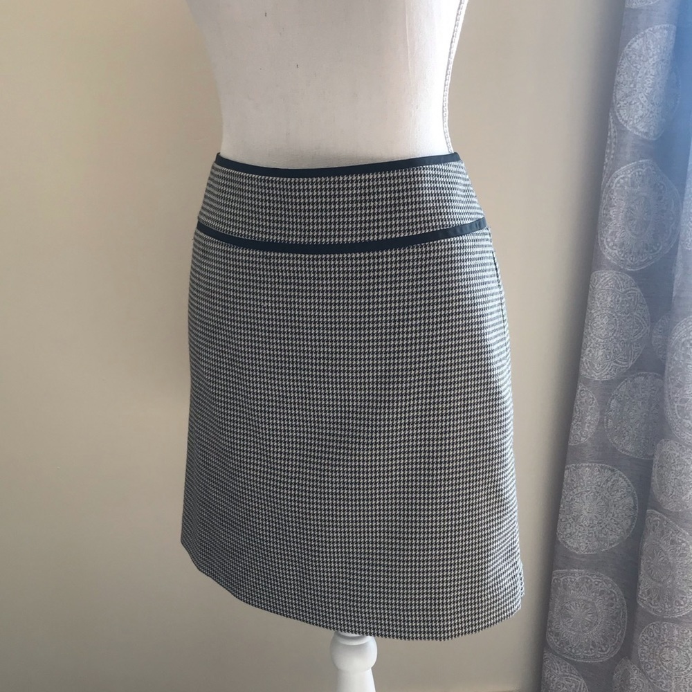 ANN TAYLOR LOFT BLACK & CREAM PENCIL SKIRT size 2